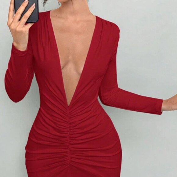 Elegant Evening Gown With Deep V-Neck Extra Long Lenght Burgundy - Picture 1 of 4